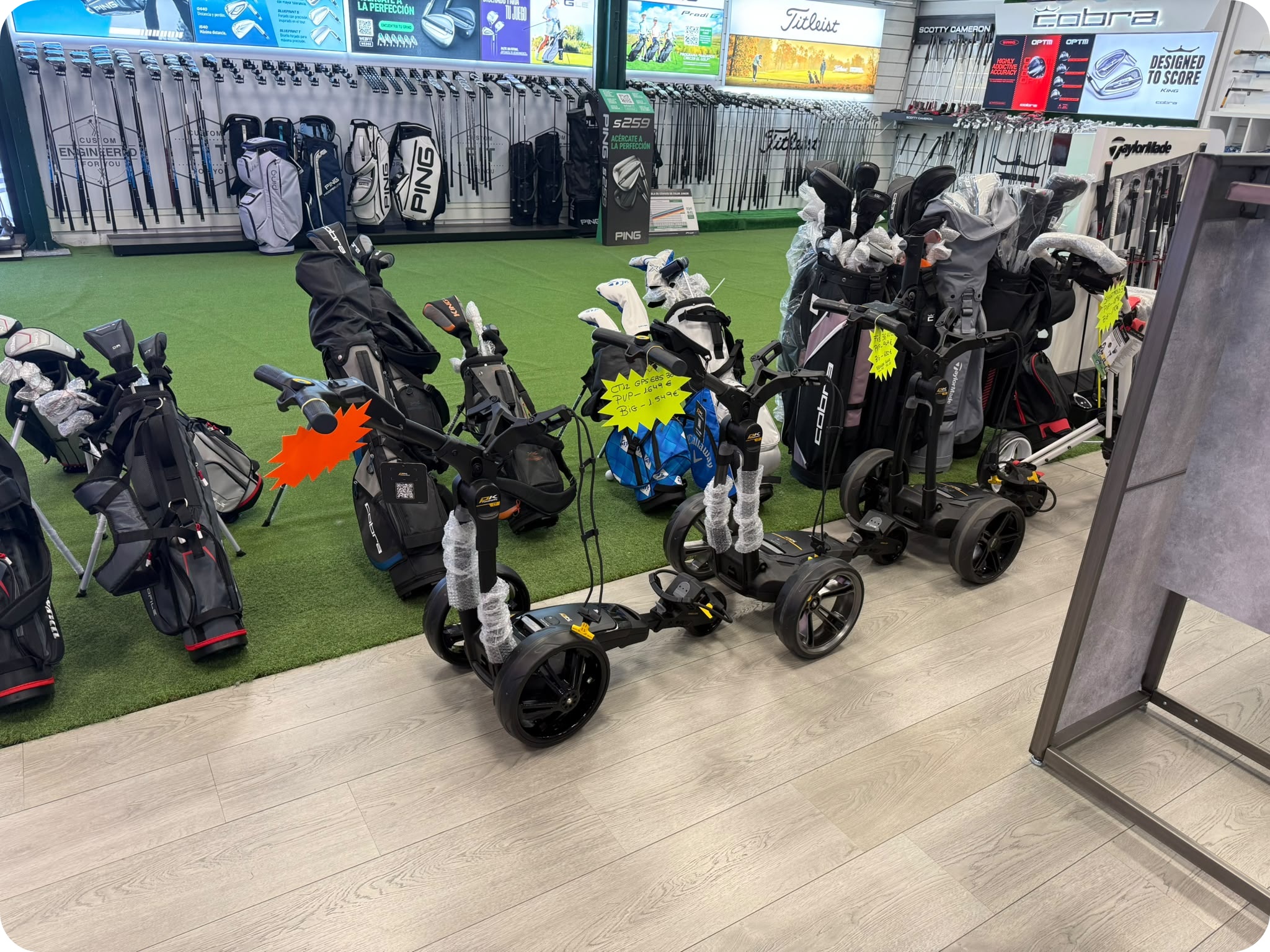 Reparación y puesta a punto de equipamiento de golf